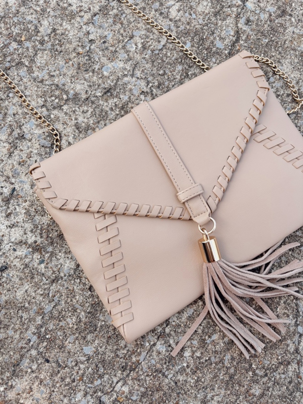 New Boutique Women’s Beige Tassel Crossbody Bag - Chic Envelope Shoulder Bag